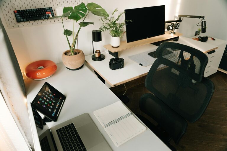 Creative Ways to Organise Your Home Office for Productivity and Comfort